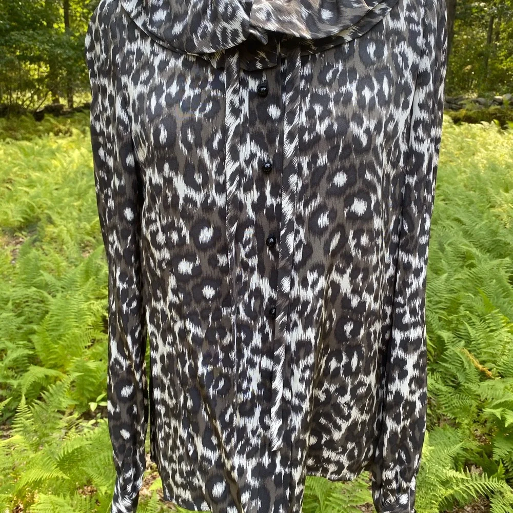 KATE SPADE BLOUSE TOP BLACK WHITE ANIMAL PRINT SILK LONG SLEEVE Size 6